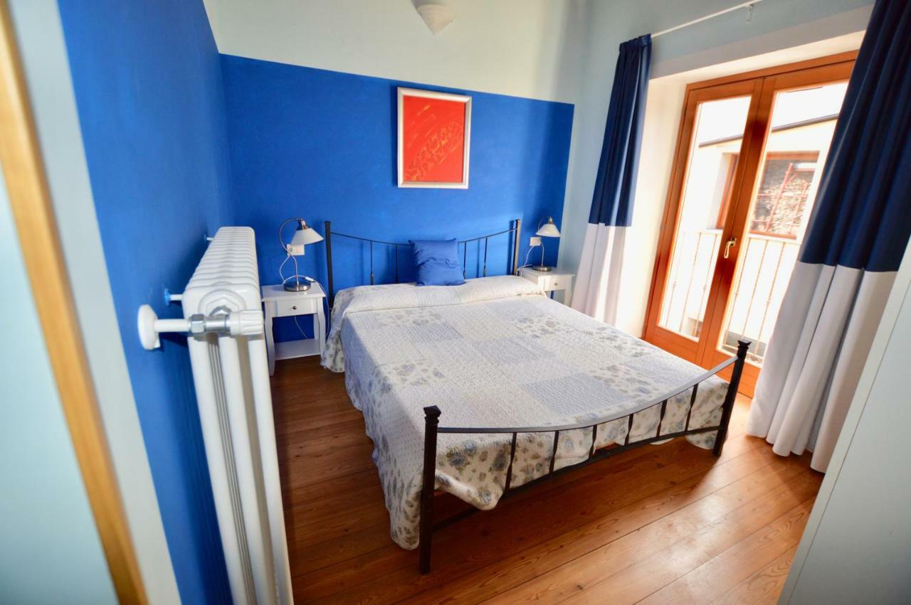 Rustico Giulietta E Romeo Villa Colico Luaran gambar